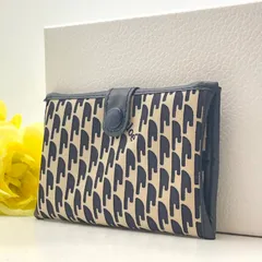 クロエ Chloe ポケット ティッシュケース ポーチ GB179のサムネイル