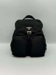 現行極美品✨プラダ 三角ロゴ ボディバッグ スリングバッグ 2VZ013 黒