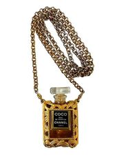 新品未使用激レアcoco香水瓶モチーフネックレス ゴールドブラック