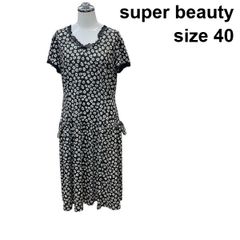 Super Beauty ビジュー付き モノトーンチュニック 半袖 42 - メルカリ