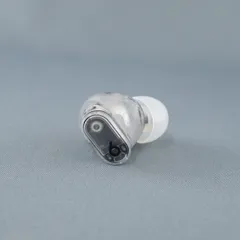 Beats by Dr.Dre Studio Buds+ 右イヤホンのみ USED美品 A2871 バッズプラス ワイヤレスイヤホン 片耳 Rのみ トランスペアレント 完動品 V2475のサムネイル