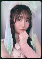 真中まな サイン入りチェキ LARME - メルカリ