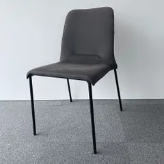 【Cassina ixc.】Membrano ダイニングチェア ブラック ロドリゴ・トーレス デザイナーズチェアのサムネイル