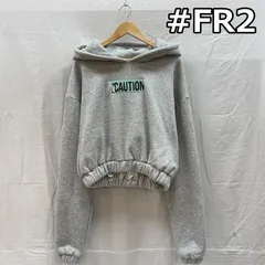 エフアールツー FRC2761 CAUTION ロゴ ショート丈 プルオーバー フーディ スウェット パーカー 裏起毛 レディース FREE ISItems【USED】【古着】【中古】50162662のサムネイル