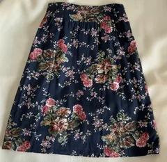 LAURA ASHLEY★ローラアシュレイ★花柄スカート★新品タグ付のサムネイル