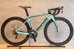 美品・低走行】Bianchi Oltre Comp 2026年モデル - メルカリ