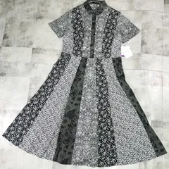2022春夏【未使用品】SCAPA × LIBERTY 花柄 半袖シャツワンピース  サイズ40 Lサイズ相当 ブラック系 アンダースカート付 リバティ柄 2022SS パッチワーク モノトーン フラワープリント 定価79,200（税込）のサムネイル