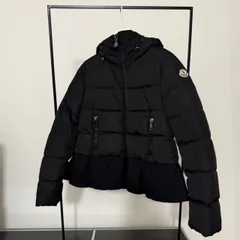 ★モンクレール　NESEA　フリルダウンコート　サイズ0　ブラック　美品★のサムネイル