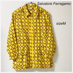 ■美品■Salvatore Ferragamo サルヴァトーレフェラガモ　フーデットジャケット　パンプス柄　イエロー×レッド&ブラック　ポリエステル100%　レディース　sizeM(実寸L)  オーバーサイズ　イタリア製　高級　ラグジュアリー　ラグストのサムネイル
