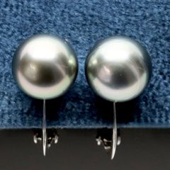 24793✨ディオール トライバル ピアス ダブルパール メタリックグレー