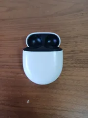 Google Pixel buds pro 充電ケースのみのサムネイル