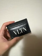 ヴァレンティノ カードウォレット 出品のサムネイル