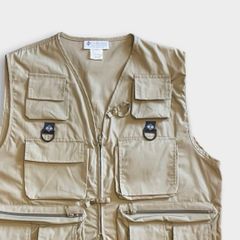 ☆美品☆コロンビアPFG フィッシングベストL カーキ クリーニング済