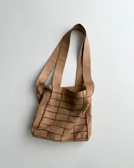 FW1999 CHANEL LEATHER CHOCO BAR SHOULDER BAG シャネル 1999年 archive アーカイブ レザー チョコバーショルダーバッグ 90sヴィンテージシャネル レザーのサムネイル