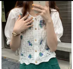 白 刺繍 レイ ブラウス パフ袖のサムネイル