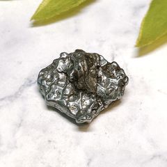 甲州かっこみ水晶 山梨県伝統工芸 スフィア 原石 - メルカリ