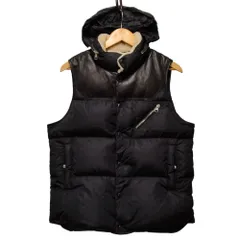 MONCLER モンクレール AVORD 襟ボア ダウンベスト ブラック サイズ1 正規品 / 40142のサムネイル