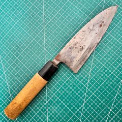 黒打ち丹念に鍛造された両刃出刃包丁 - メルカリ