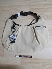 (新品)シャーリング 片側ジッパ—ショルダ—兼クロスバック(キーホルダー含む)のサムネイル