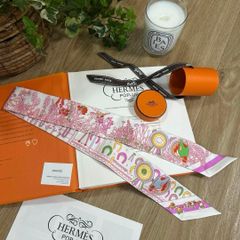 HERMESエルメス カレ90 カボチャとコロシント シルクスカーフ - メルカリ