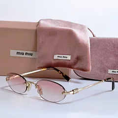 【新品未使用・ヨーロッパ輸入品】MIU MIU ロゴ サングラス オーバルレンズ MUA54S ピンクレンズ アイウェア ミュウミュウのサムネイル