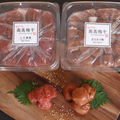 丸福本舗 紀州の梅 はちみつ 550g✖️2個 - メルカリ