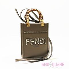 FENDI フェンディ ピーカブー アイコニックエッセンシャル バッグ 中古