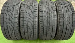 メーカー:BRIDGESTONE(ブリヂストン) * モデル:BLIZZAK VRX2 * タイヤサイズ:215/50R17 91Q * 製造年週:2024年 第45週 * 本数:4本セットのサムネイル