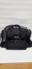オークリー ダッフルバッグ 旅行カバン スポーツカバン 90Lのサムネイル