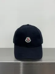 モンクレール ワッペン ネイビー ベースボールキャップのサムネイル