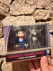 ベアブリック SUPERMAN & ARMORED BATMAN セット (新品)のサムネイル