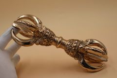 修縁堂】仏教美術品 密教法具 真言宗 青銅鼓山杵 供養品 置物 - メルカリ