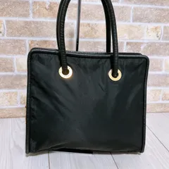 《美品》CELINE(セリーヌ)ハンドバッグのサムネイル