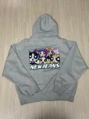 2026年最新】NewJeans パーカー パワパフの人気アイテム - メルカリ