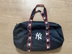 MLB ニューヨーク・ヤンキース ダッフルバッグ ネイビーのサムネイル