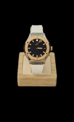 HUBLOT ウブロ クラシック ヒュージョン チタン コンビのサムネイル