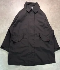 美品&訳あり【ユニクロ】ブロックテックリラックスハーフコート防水 防風 透湿 ステンカラーコート 黒 M アウトドア ビジネス 兼用 シンプル 無地 レインウェア 通勤 通学 通年活躍 メンズ レディース  シームテープ加工 撥水性  きれいめ おしゃれのサムネイル
