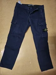 STONE ISLAND ストーンアイランド カーゴ ズボン ネイビー 出品のサムネイル