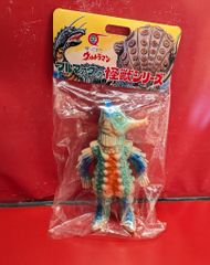 ソフビ 伝説巨蛙 フロッゲン 虹ver. izumonster 安楽安作 - メルカリ