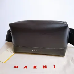 【新品未使用・ヨーロッパ輸入品】MARNI ブラック テープベルト付きバムバッグ マルニ ショルダーバッグのサムネイル
