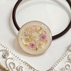 レジンヘアゴム 桜　バトンブーケ　ホワイト　ゴールド　春 レジンヘアゴム 桜 バトンブーケ ホワイト ゴールド 春 - メルカリ