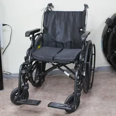 081)【高級モデル】MiKi ミキ KJP-5 大型・多機能 自走式車椅子のサムネイル