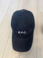 A.P.C. キャップ ブラック 58cm - メルカリ
