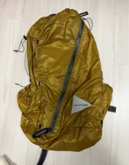 アンドワンダー and wander シルデイパック GOLDのサムネイル