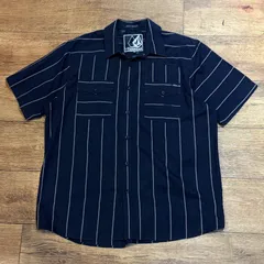 VOLCOM　ストライプ柄半袖シャツのサムネイル