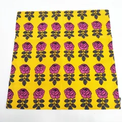 marimekko Vihkiruusu シーズンカラー クッションカバー インテリアその他 キイロ ピンク レディース マリメッコ【中古】6-0622G◎のサムネイル