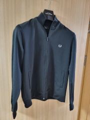 ふ*ば様 FRED PERRY×コムデギャルソン トラックジャケットS 黒 - メルカリ