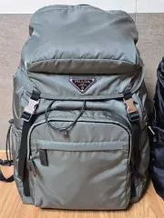 PRADA プラダ バックパック 2VZ090のサムネイル
