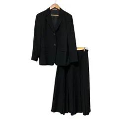 美品 Aquascutum アクアスキュータム プリーツスカートスーツ 4F ブラック レディース 古着 中古 USEDのサムネイル
