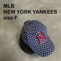 【T-1672】MLB NEW YORK YANKEES ニューヨークヤンキース 総柄 モノグラム キャップ 帽子 ネイビー 新品のサムネイル